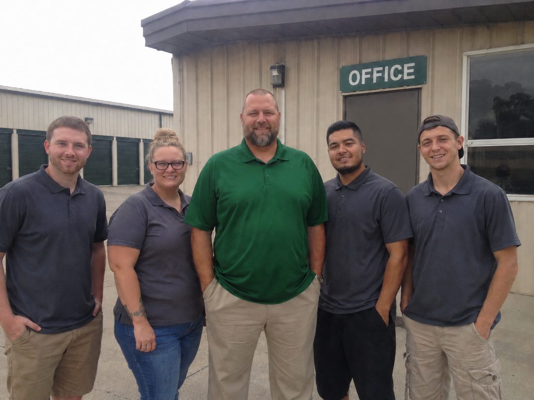 Pest control professionals in Fishers, IN